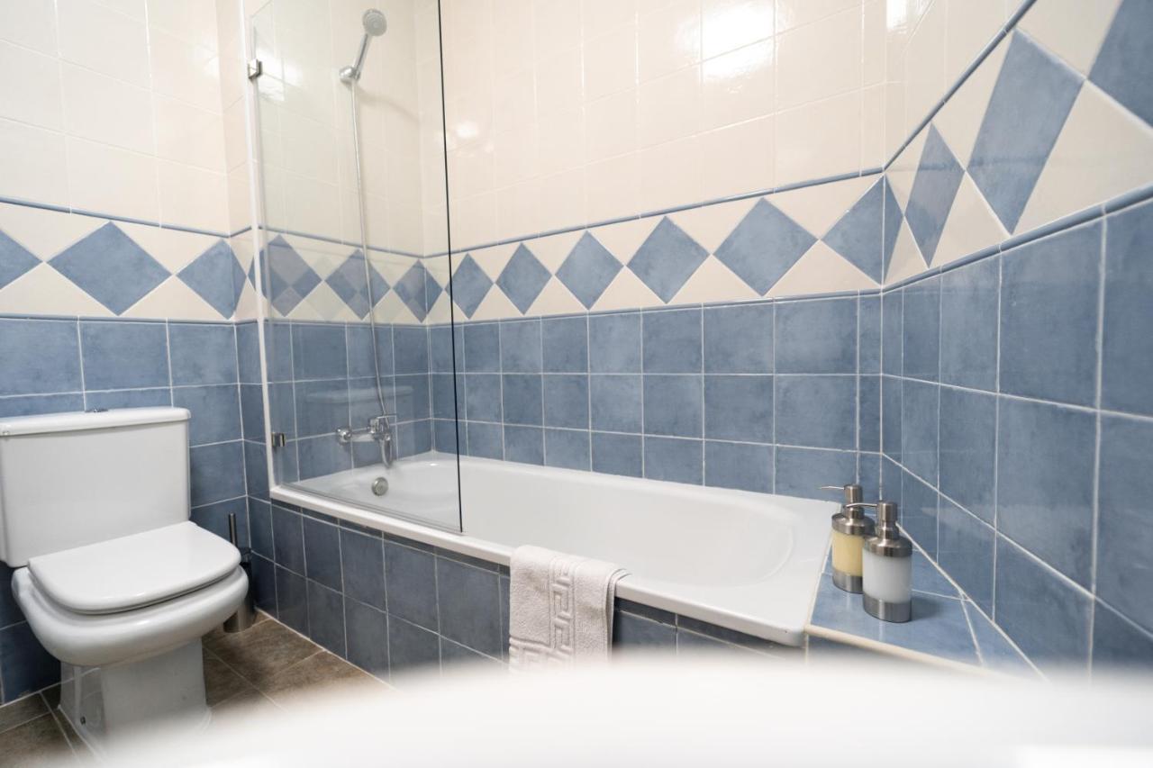 Duplex 8 Canos 론다 외부 사진